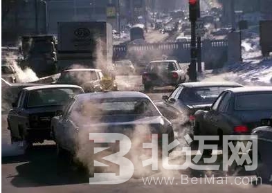 汽車排氣管為什么滴水